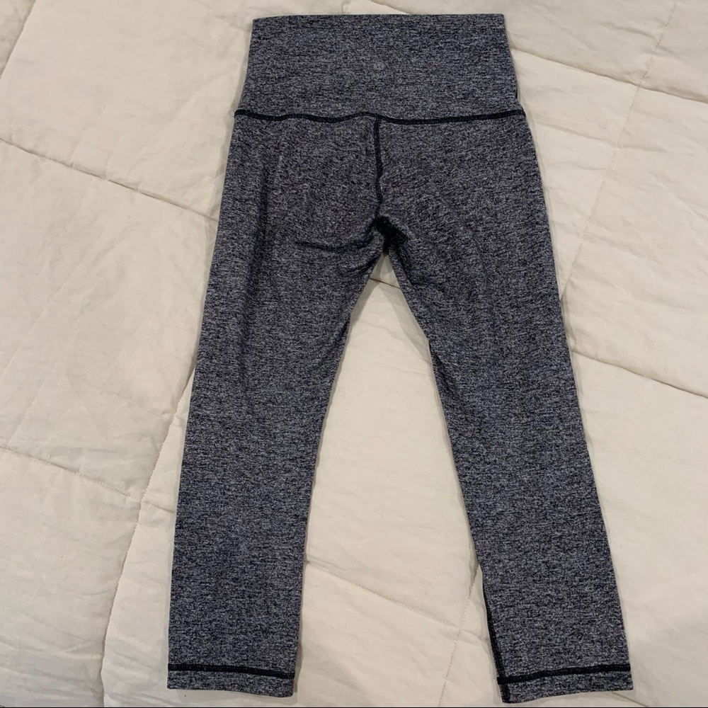 Lululemon Wonder Under Crop Legging